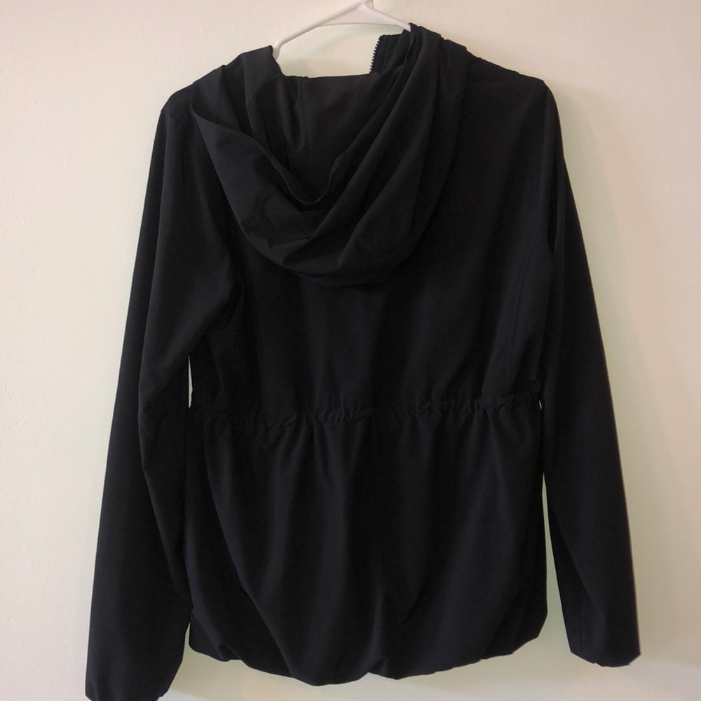 Lululemon Rain Jacket Size 4 - Picture 9 of 16